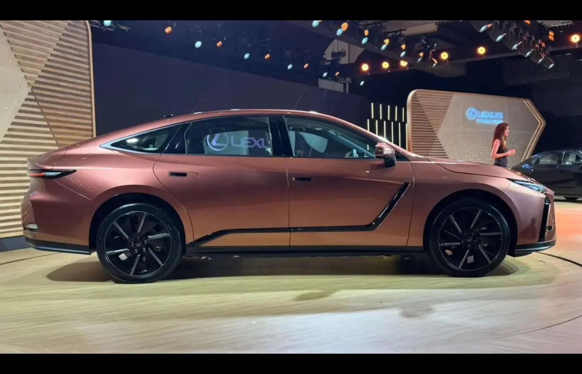 Lexus ES500e Battery Replacement Cost in India